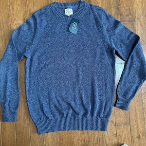 St. John's Bay Men's Heathered Blue Crewneck Sweater